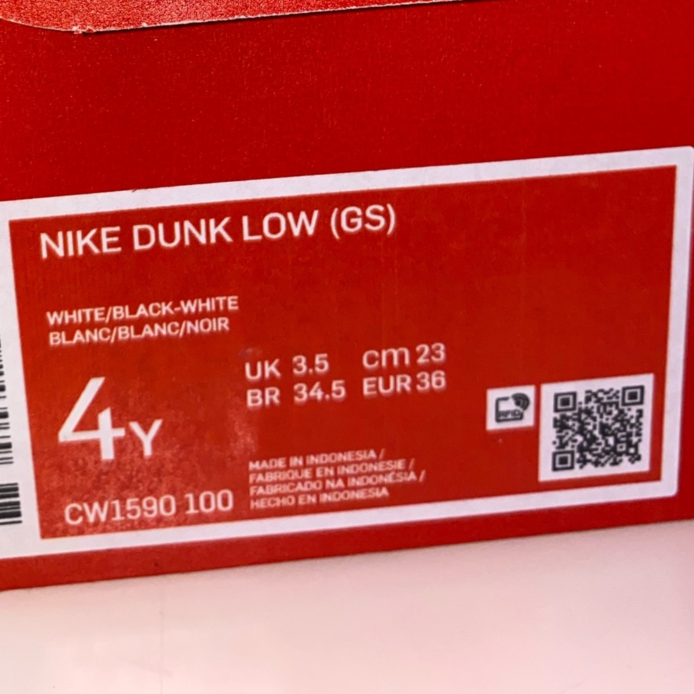 Nike Dunk Low (GS) - Picture 4 of 4